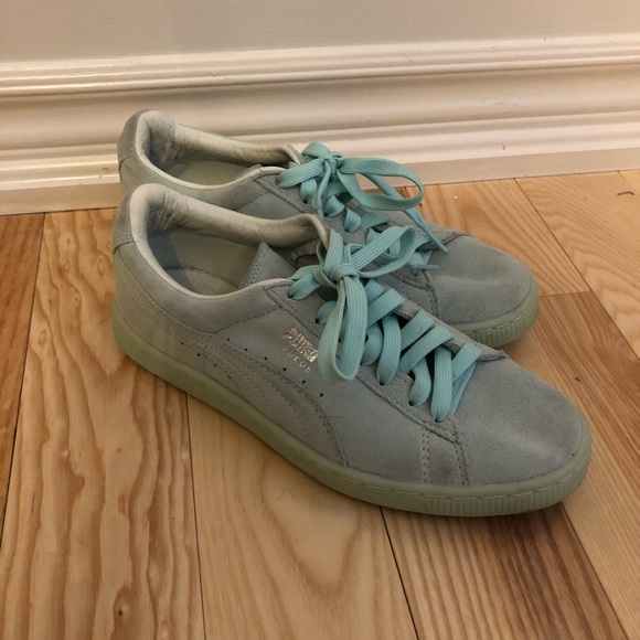Light Blue Puma Sneakers - Picture 2 of 3